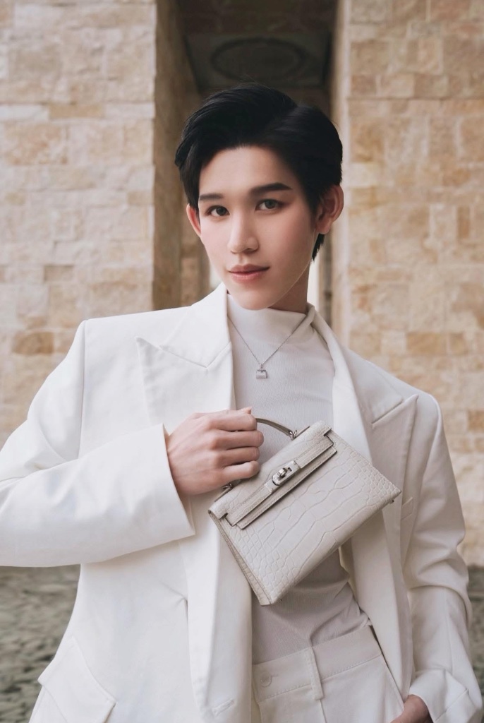 Diamondlux9 profile photo